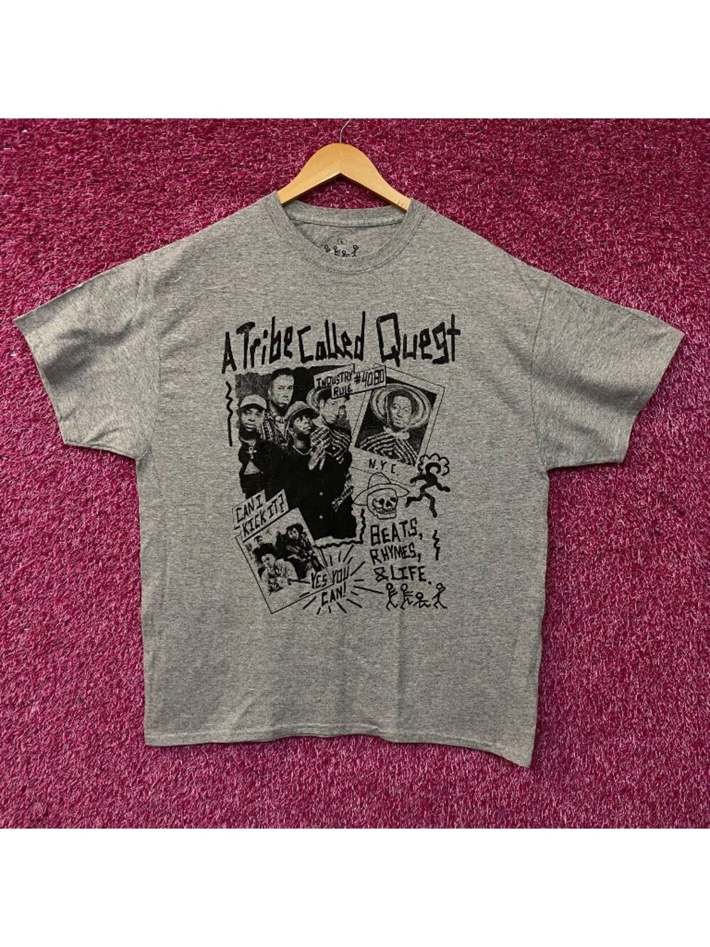 A Tribe Called Quest "Can I Kick It" Graphic T-shirt Large